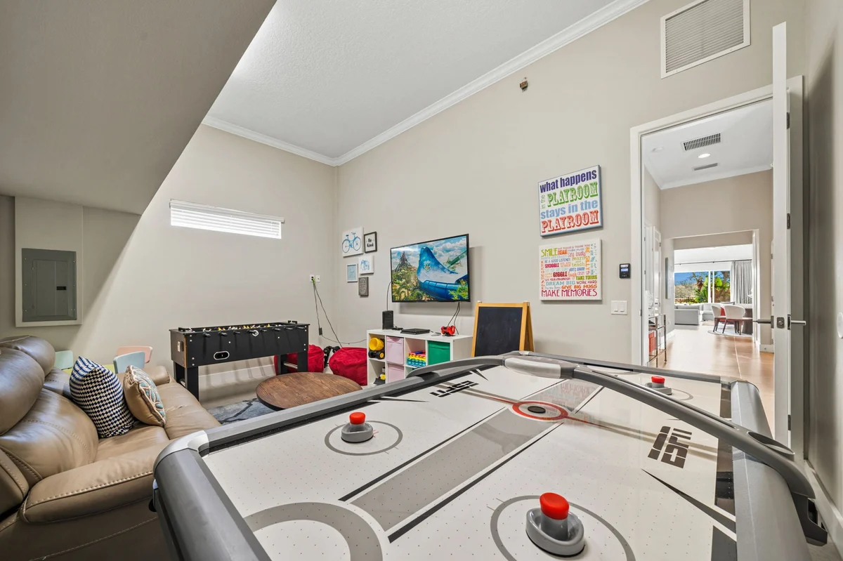 Home in Kissimmee property photo 4