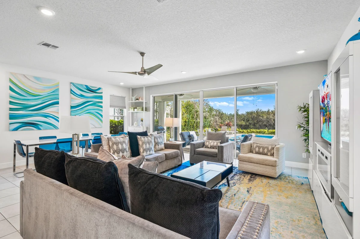 Home in Kissimmee property photo 5