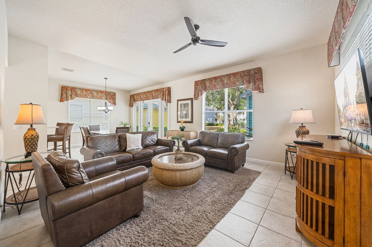 Home in Kissimmee property photo 2