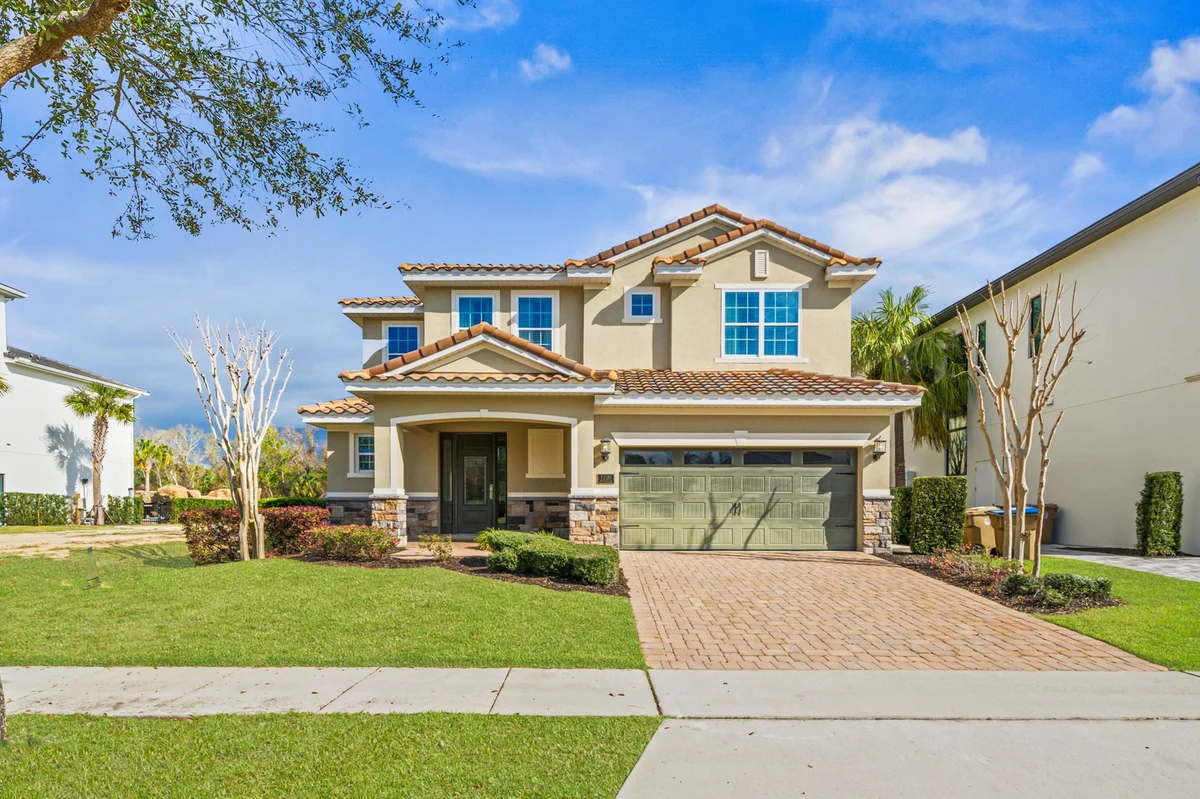Home in Kissimmee property photo 4