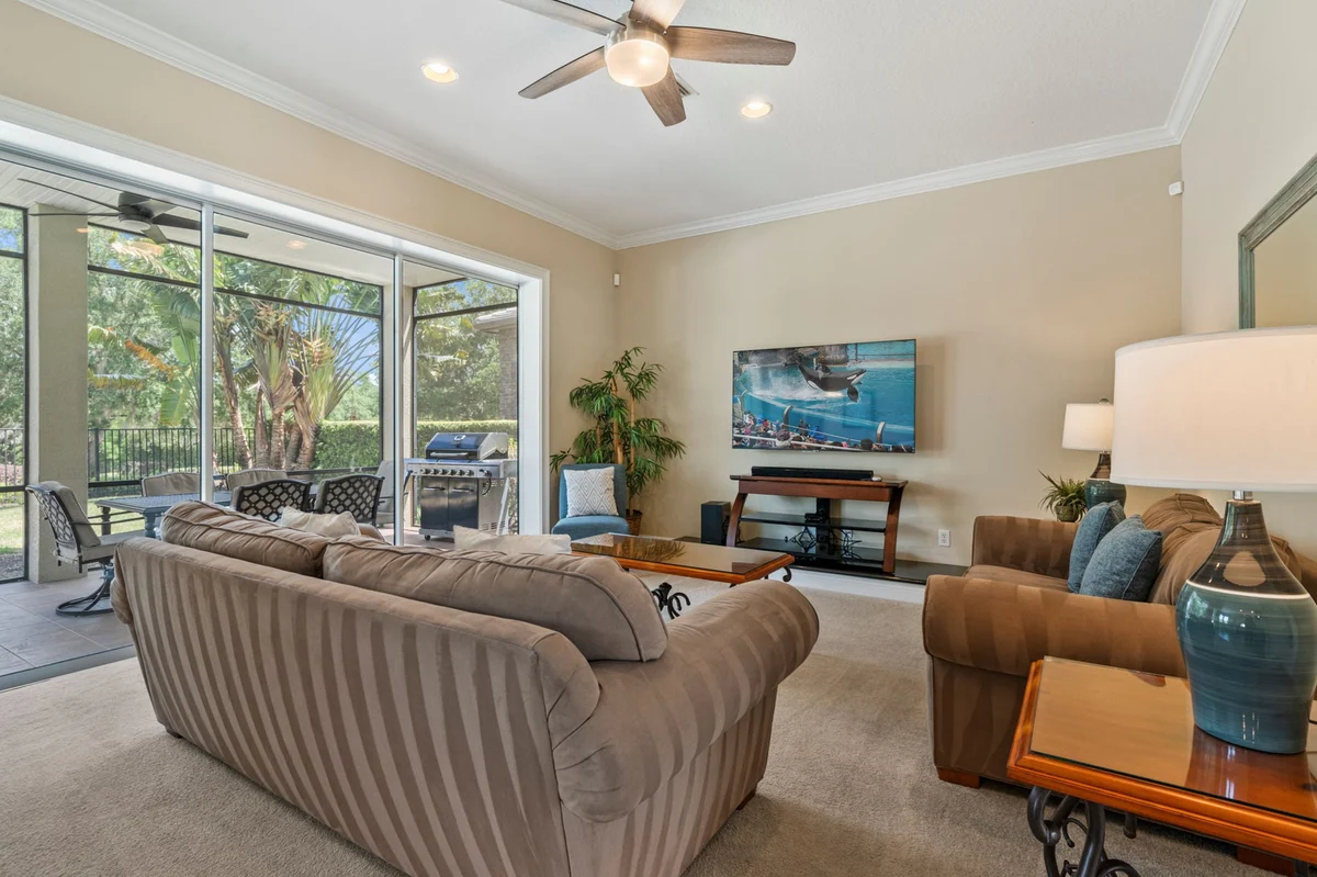 Home in Kissimmee property photo 2