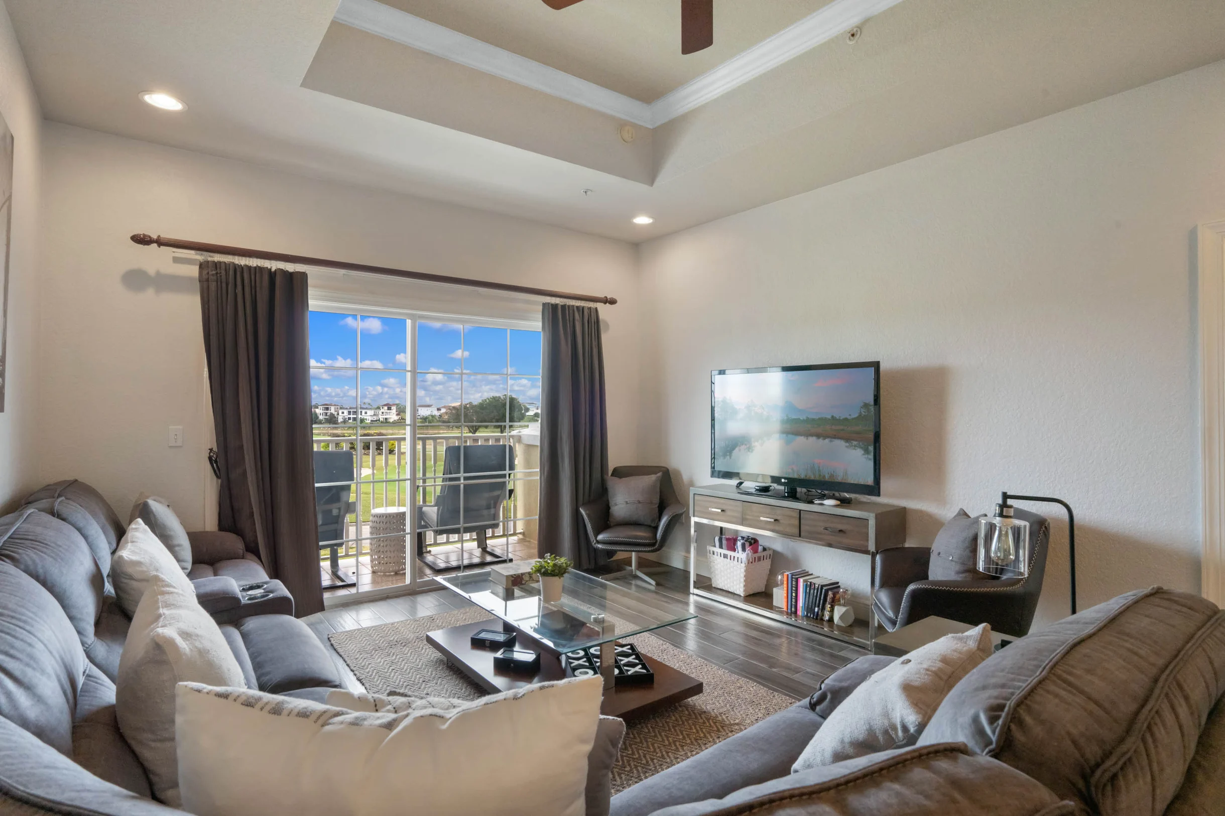 Townhome in Kissimmee property photo 3