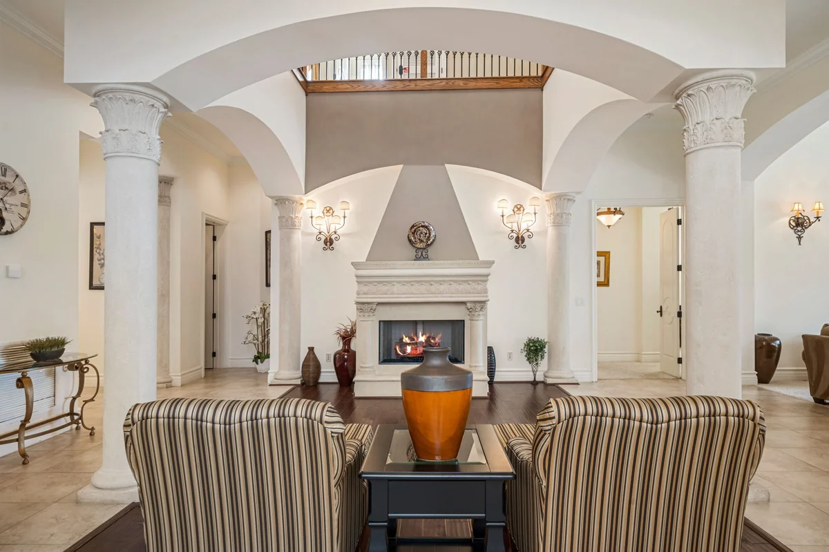 Home in Kissimmee property photo 2