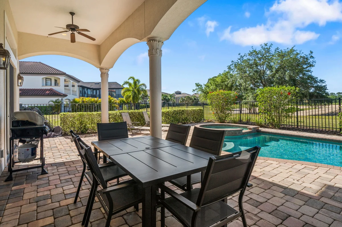 Home in Kissimmee property photo 4