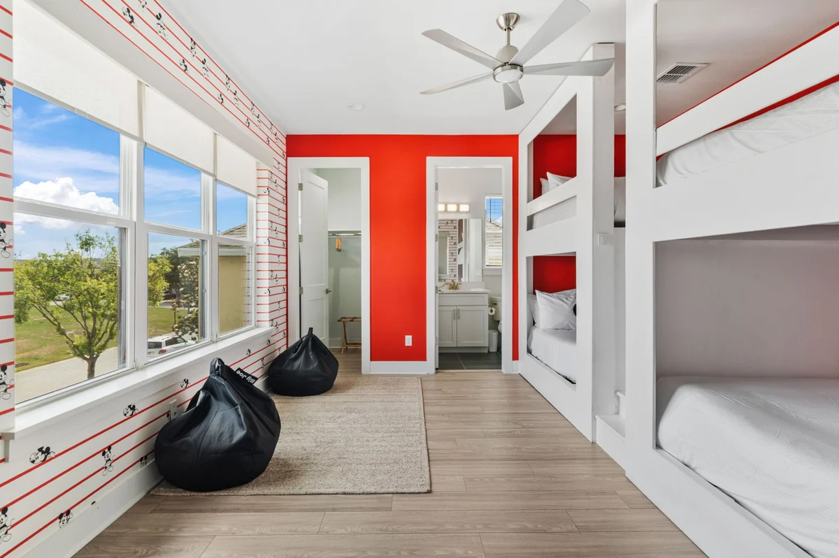 Home in Kissimmee property photo 4