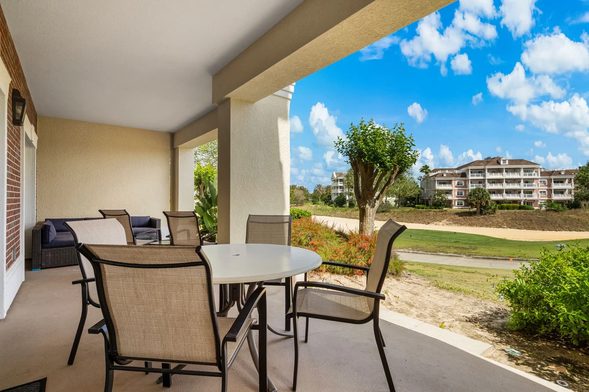 Condo in Kissimmee property photo 2