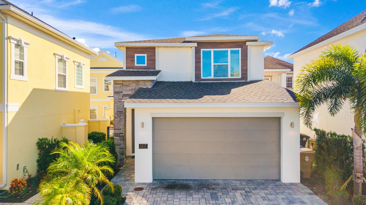 Home in Kissimmee property photo 4