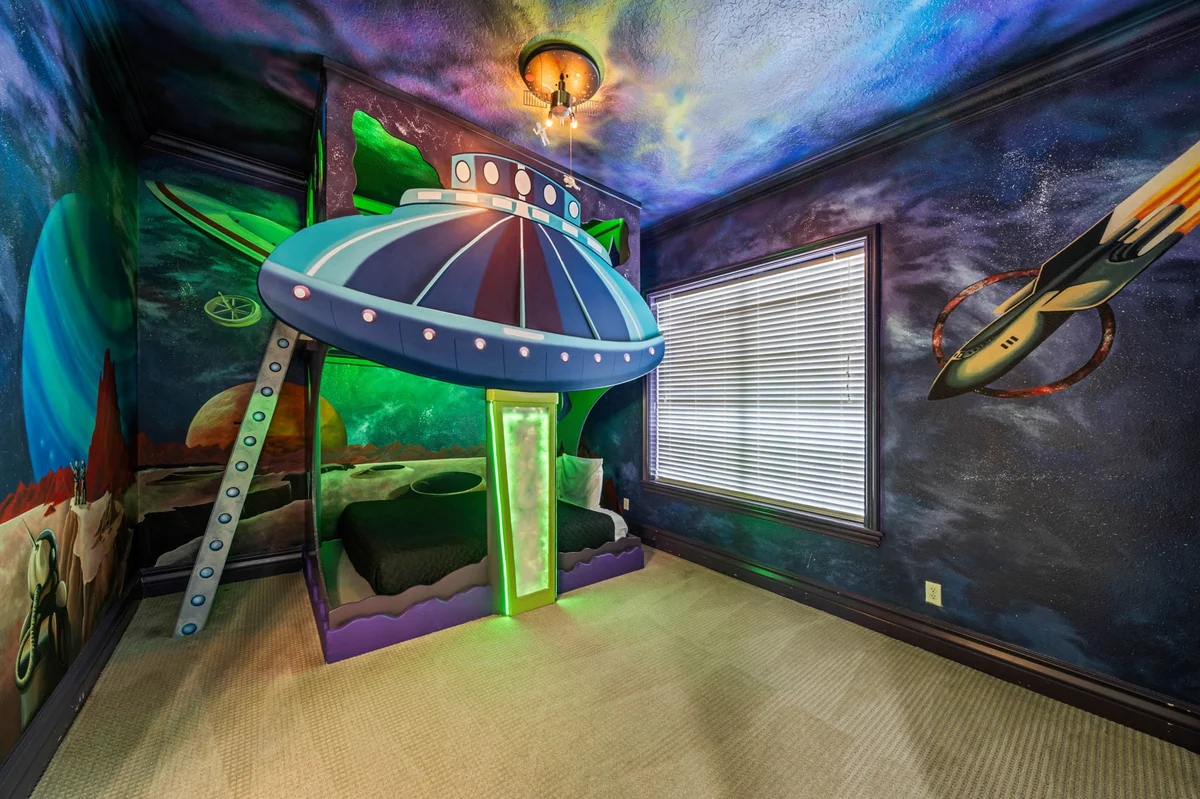 Home in Kissimmee property photo 3