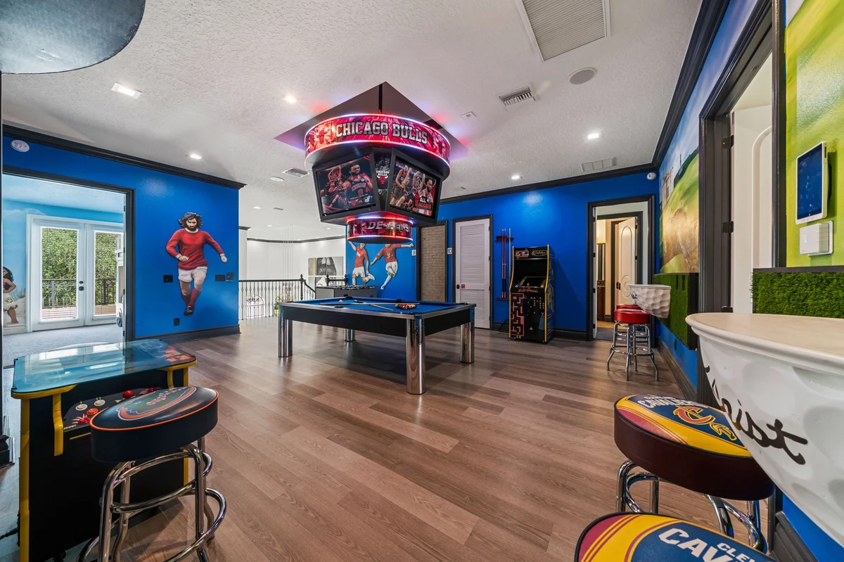 Home in Kissimmee property photo 2