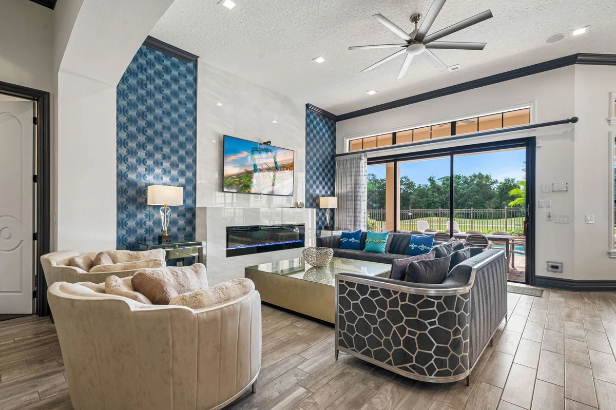 Home in Kissimmee property photo 3
