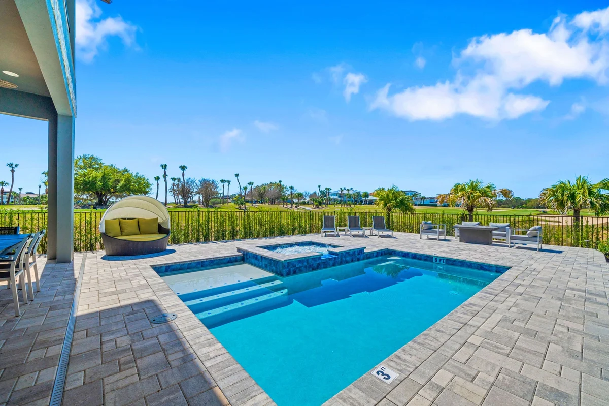 Home in Kissimmee property photo 2