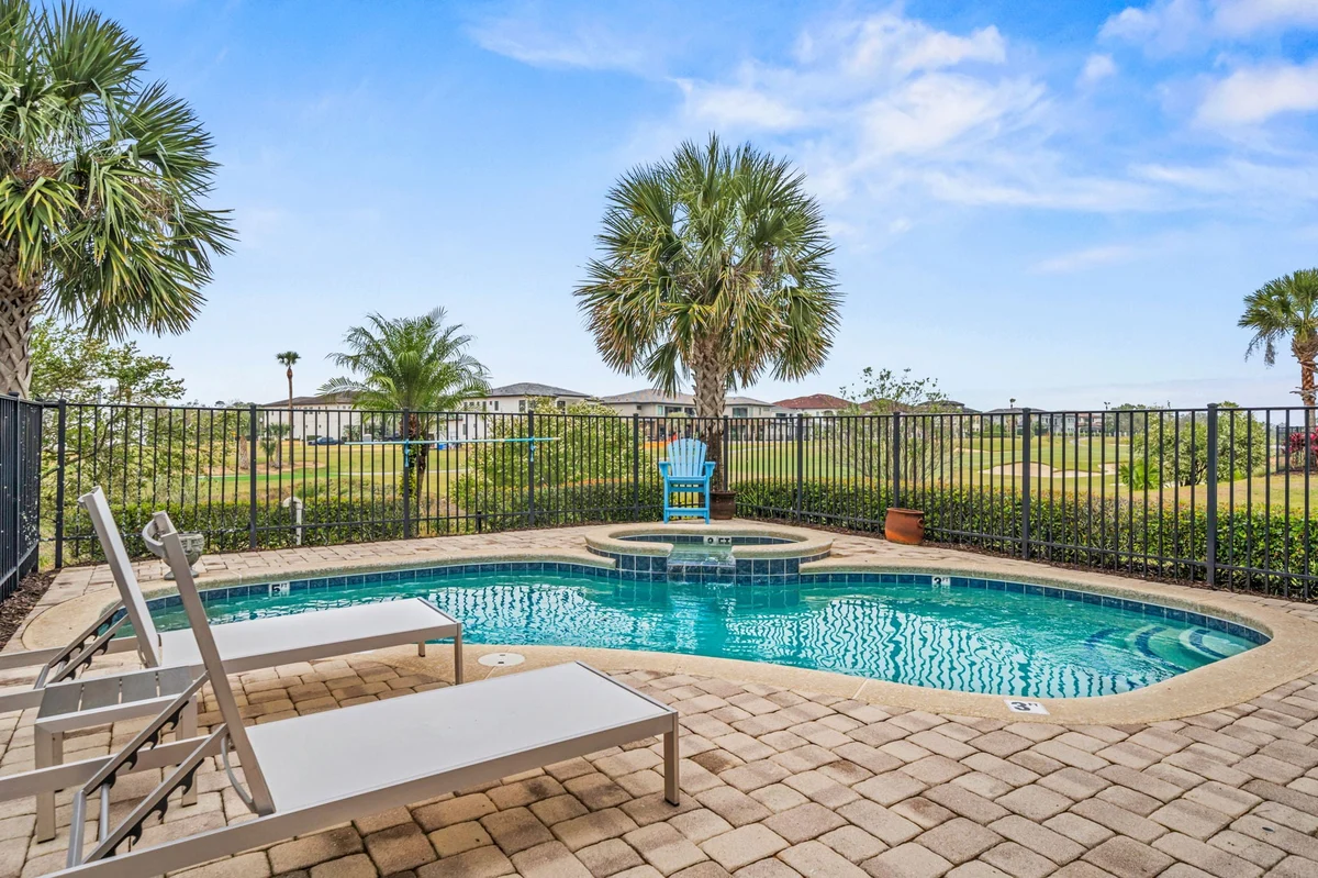 Home in Kissimmee property photo 2