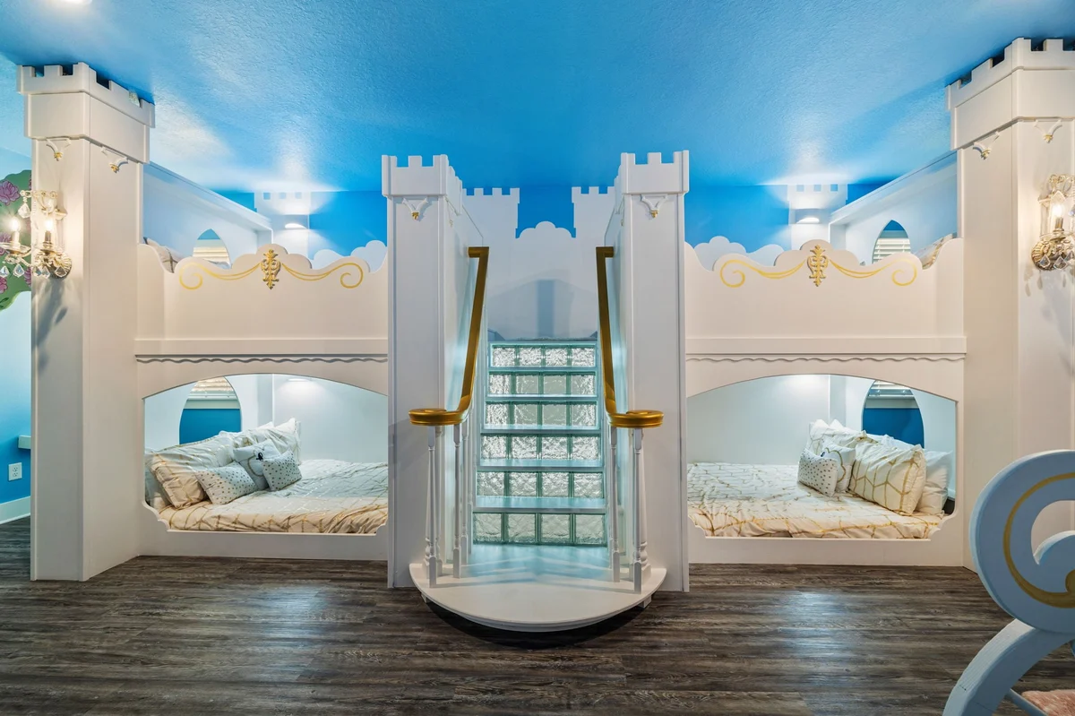 Home in Kissimmee property photo 3