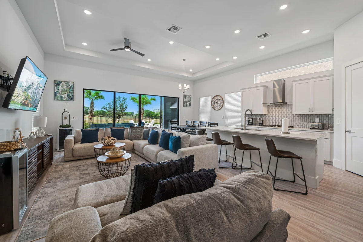 Home in Kissimmee property photo 3
