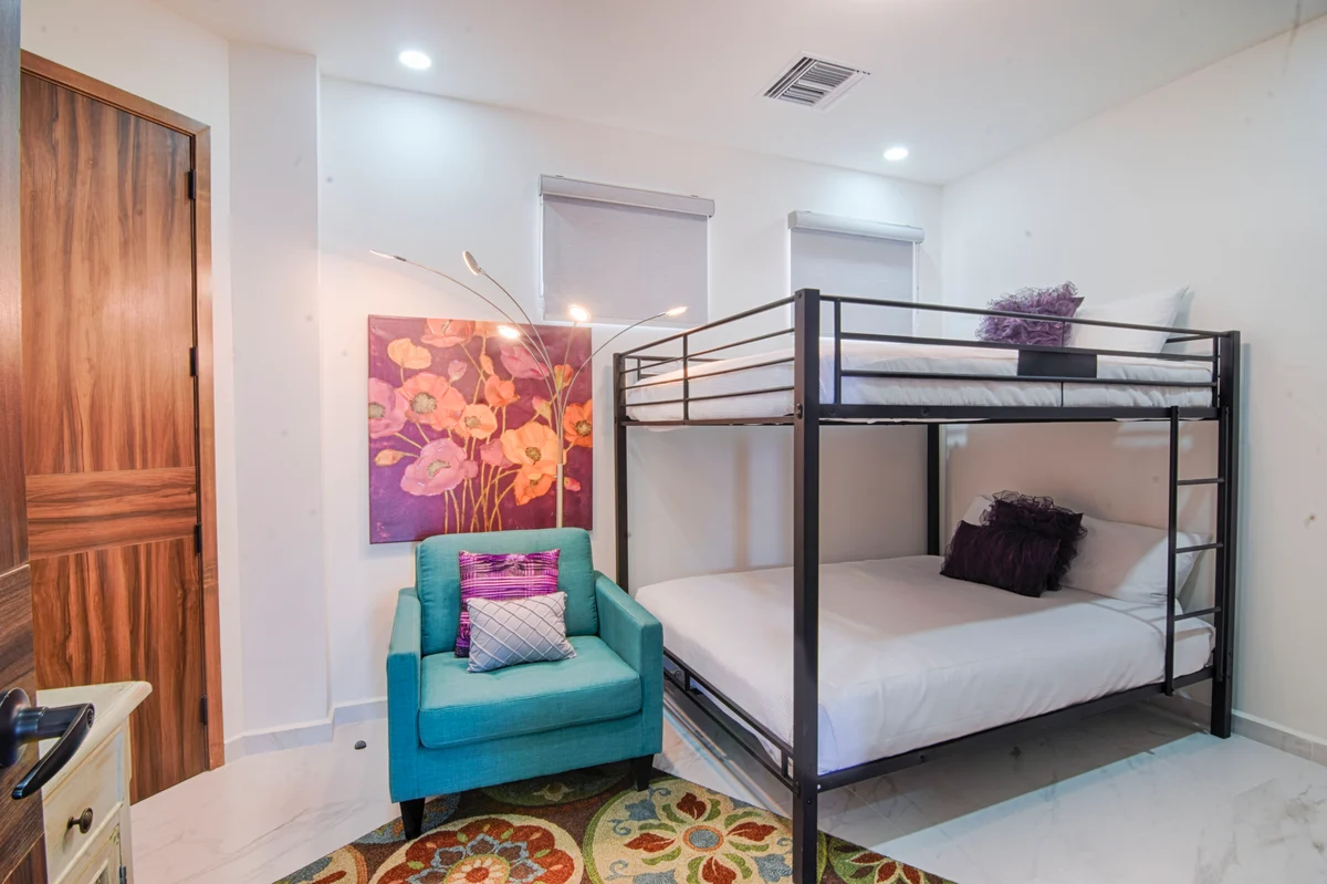 Bedroom 1 image 1