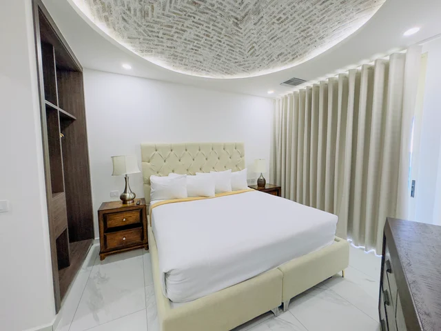 Bedroom 3 image 1