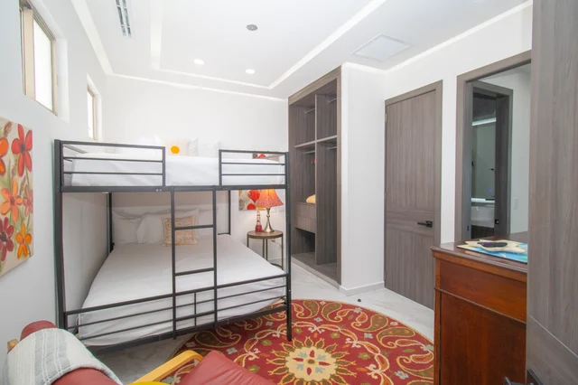 Bedroom 3 image 1