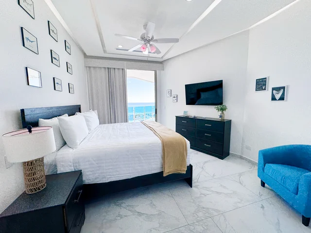 Bedroom 1 image 1