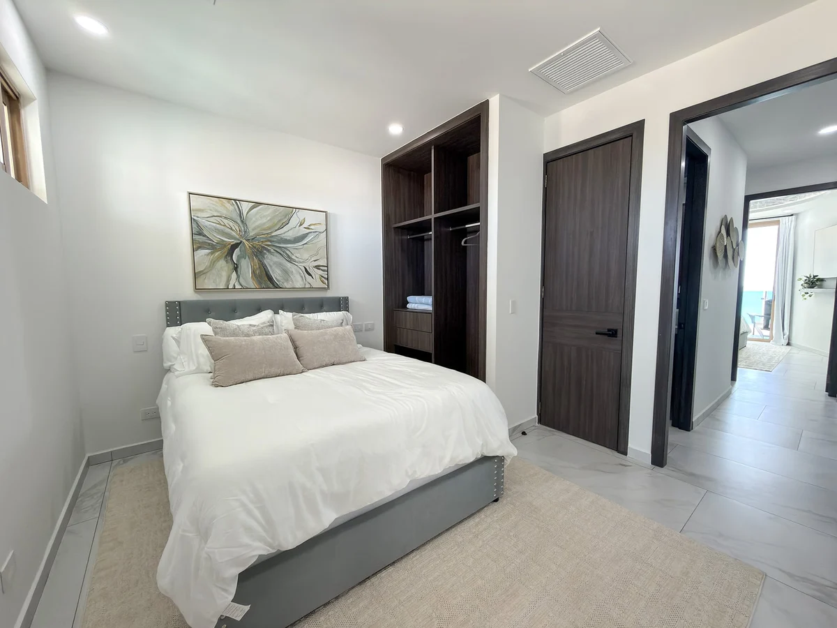 Bedroom 2 image 1