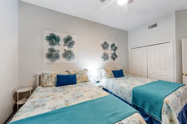 Bedroom 3 image 1