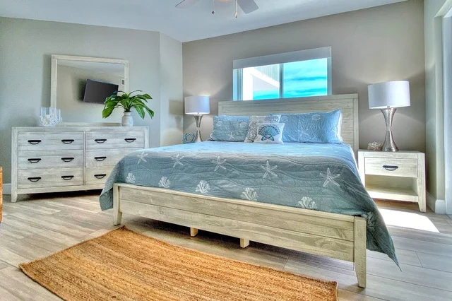 Bedroom 1 image 1