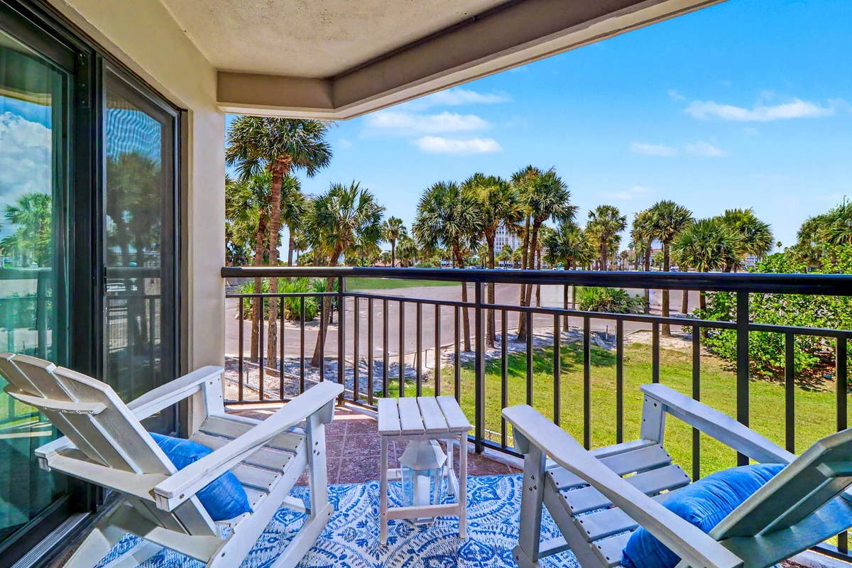 Condo in Saint Pete Beach property photo 2