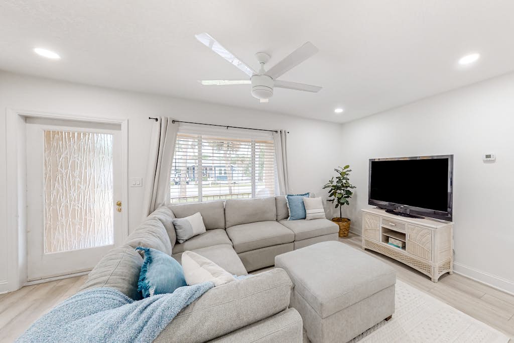Home in Clearwater Beach property photo 5