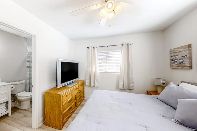 Bedroom 3 image 1