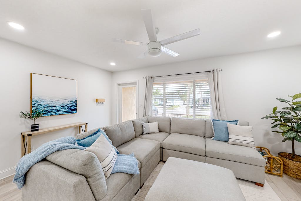 Home in Clearwater Beach property photo 3