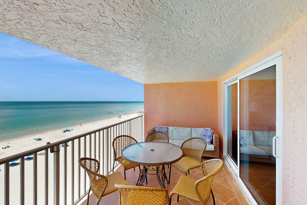 Condo in Indian Shores property photo 2
