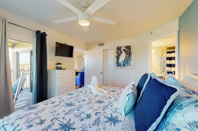 Bedroom 1 image 1