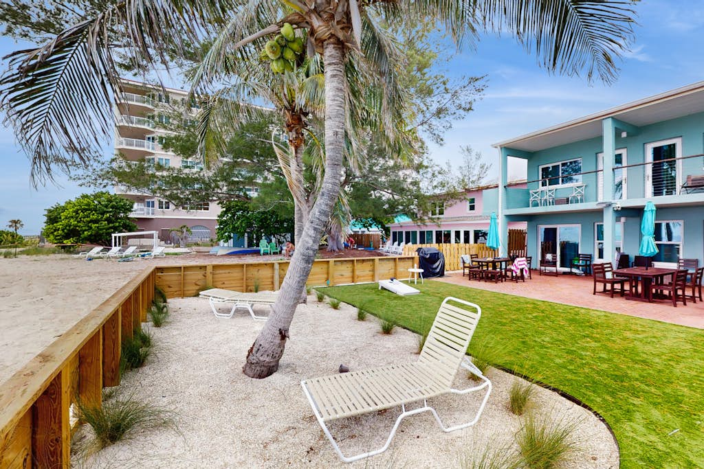 Condo in Indian Shores property photo 5