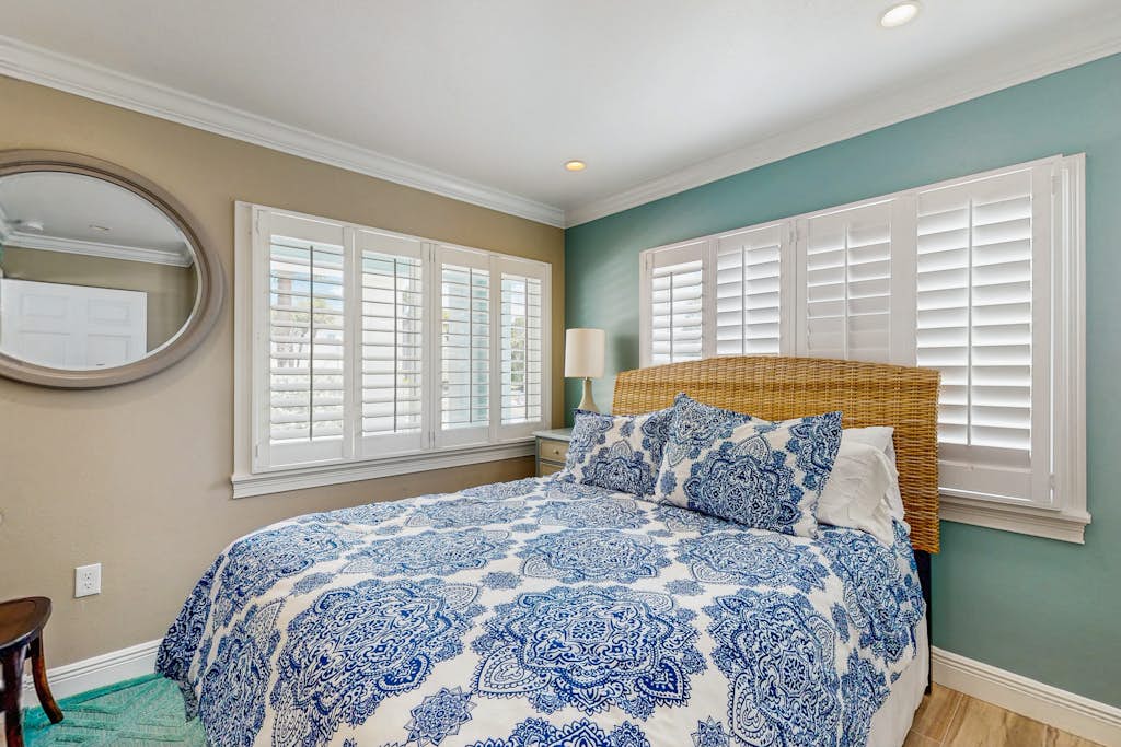 Condo in Indian Shores property photo 4