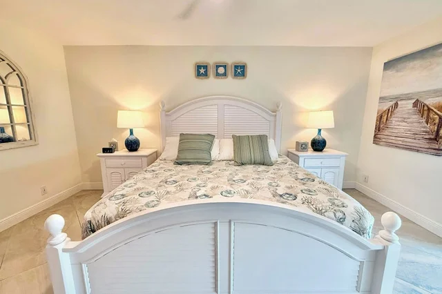 Bedroom 1 image 1