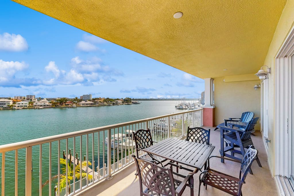 Condo in Clearwater Beach property photo 2