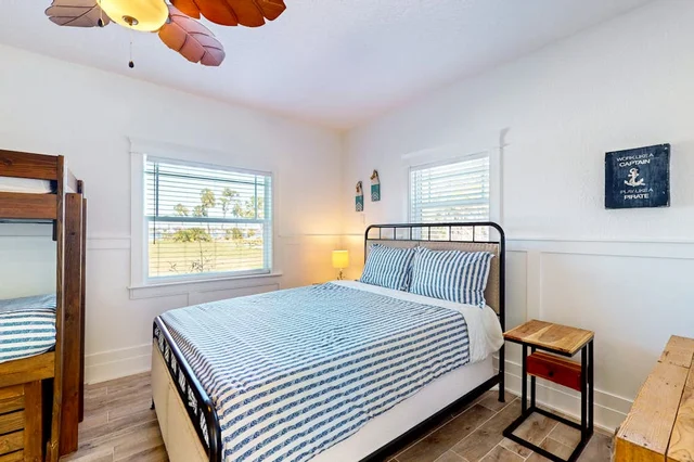 Bedroom 3 image 1