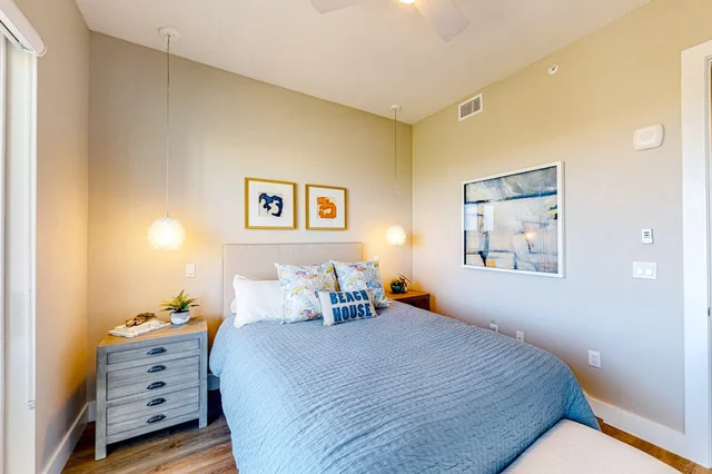 Bedroom 3 image 1