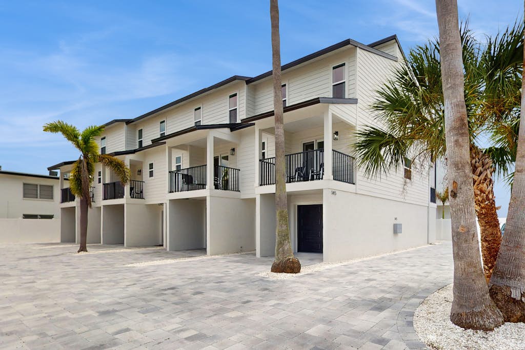 Home in Treasure Island property photo 2