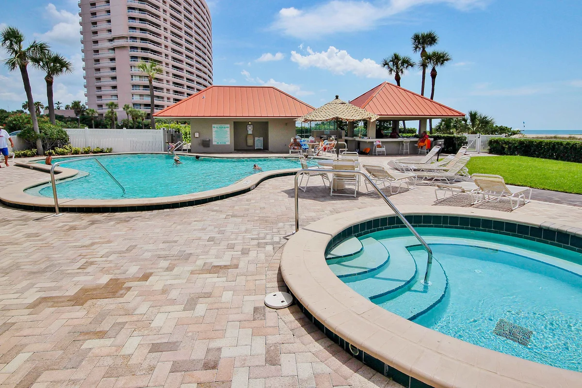 Condo in Clearwater property photo 3