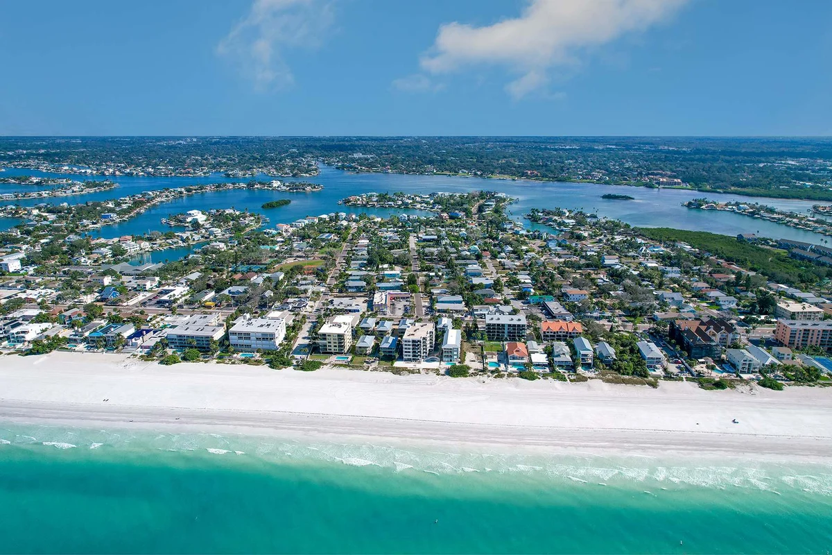 Home in Indian Rocks Beach property photo 3