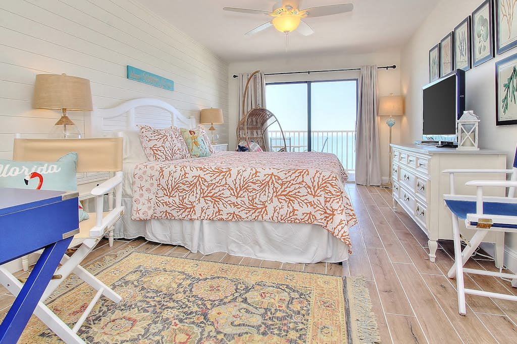 Condo in Indian Shores property photo 3