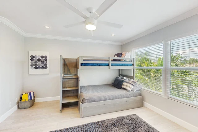 Bedroom 1 image 1