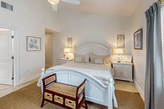 Bedroom 1 image 1