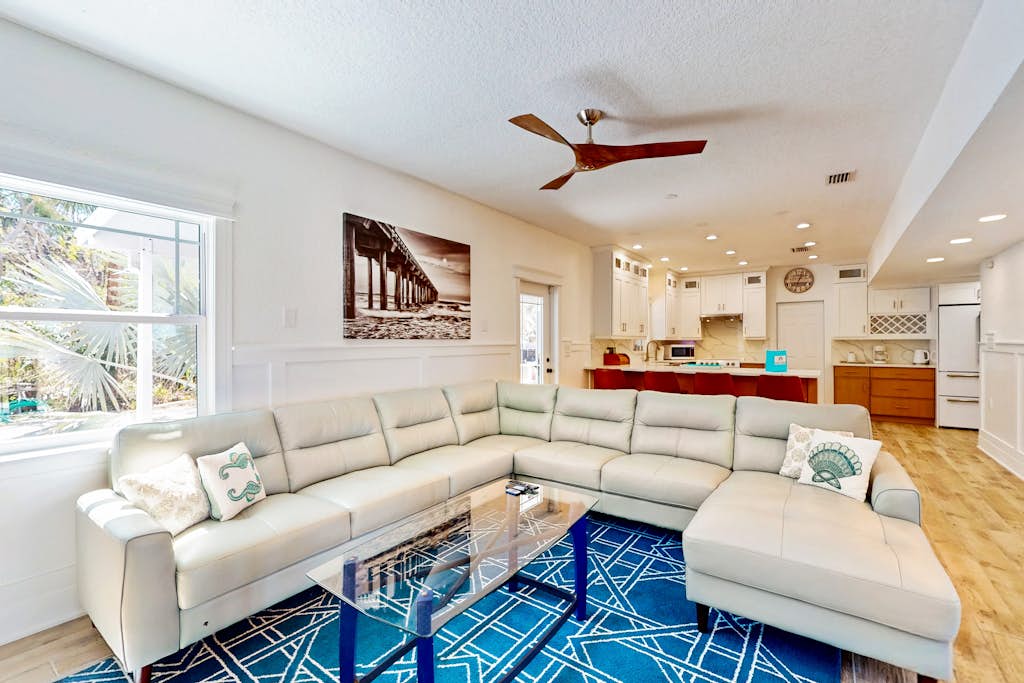 Home in Port Richey property photo 3
