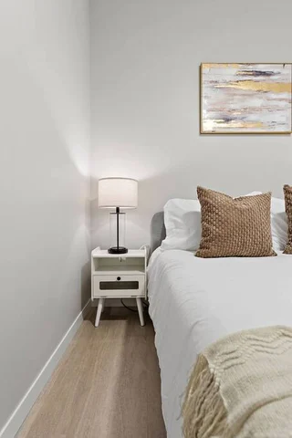 BEDROOM image 1
