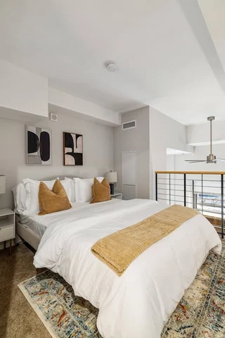 BEDROOM image 1