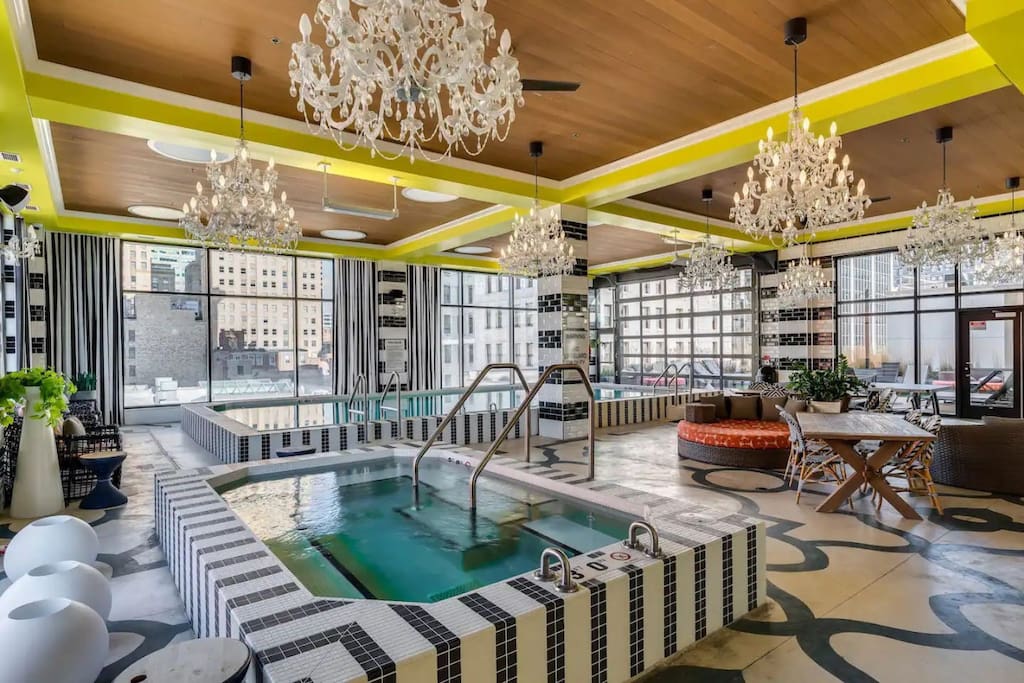 CBD OTR Gym, Pool, Free Parking, Steps to Stadiums property photo 4