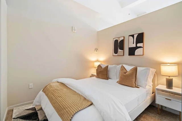 BEDROOM image 1