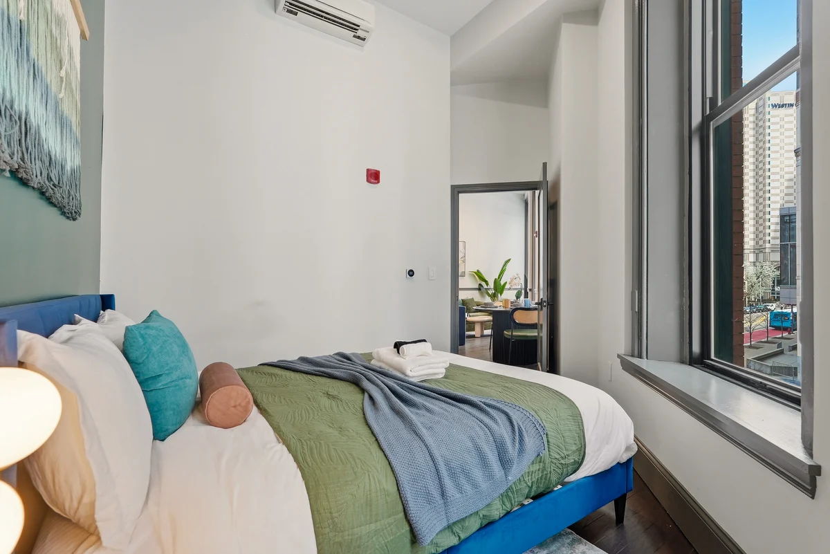 BEDROOM image 1