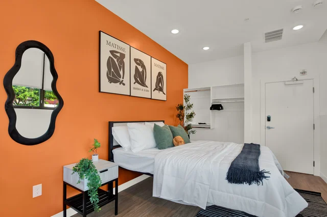 BEDROOM image 1